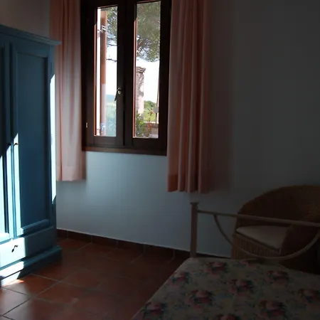 Podere Valmarina فولّونيكا